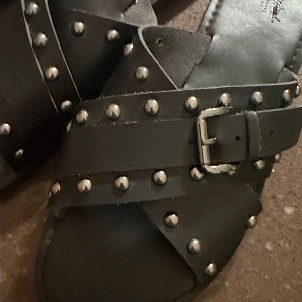 Universal thread Studded Black Slide Sandals - image 4